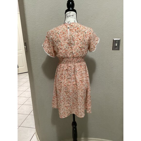 SHEIN VCAY Ditsy Floral Print Guipure Lace Trim Petal Sleeve Shirred Dress Size - Picture 9 of 9